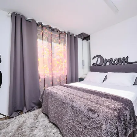 Dreamarthome 公寓